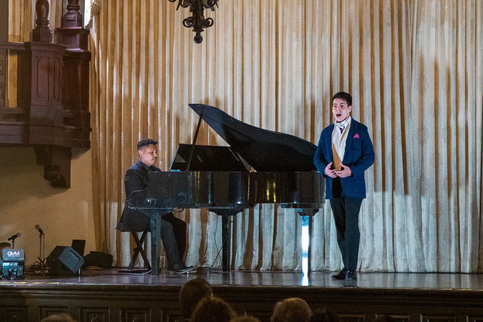 Concierto en la Casa de España — 19