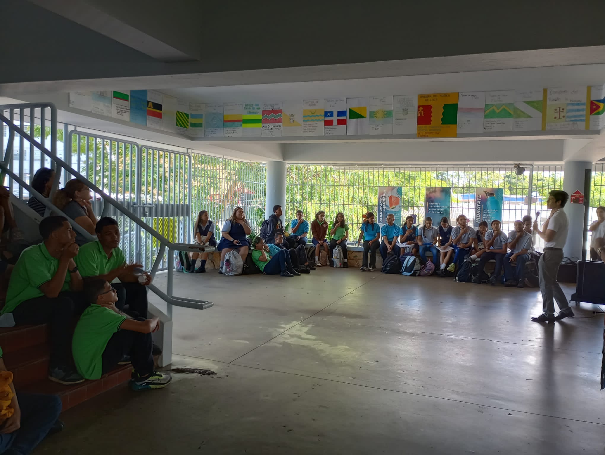 “Nuestras Voces” en la Escuela Dr. Albert Einstein — 4