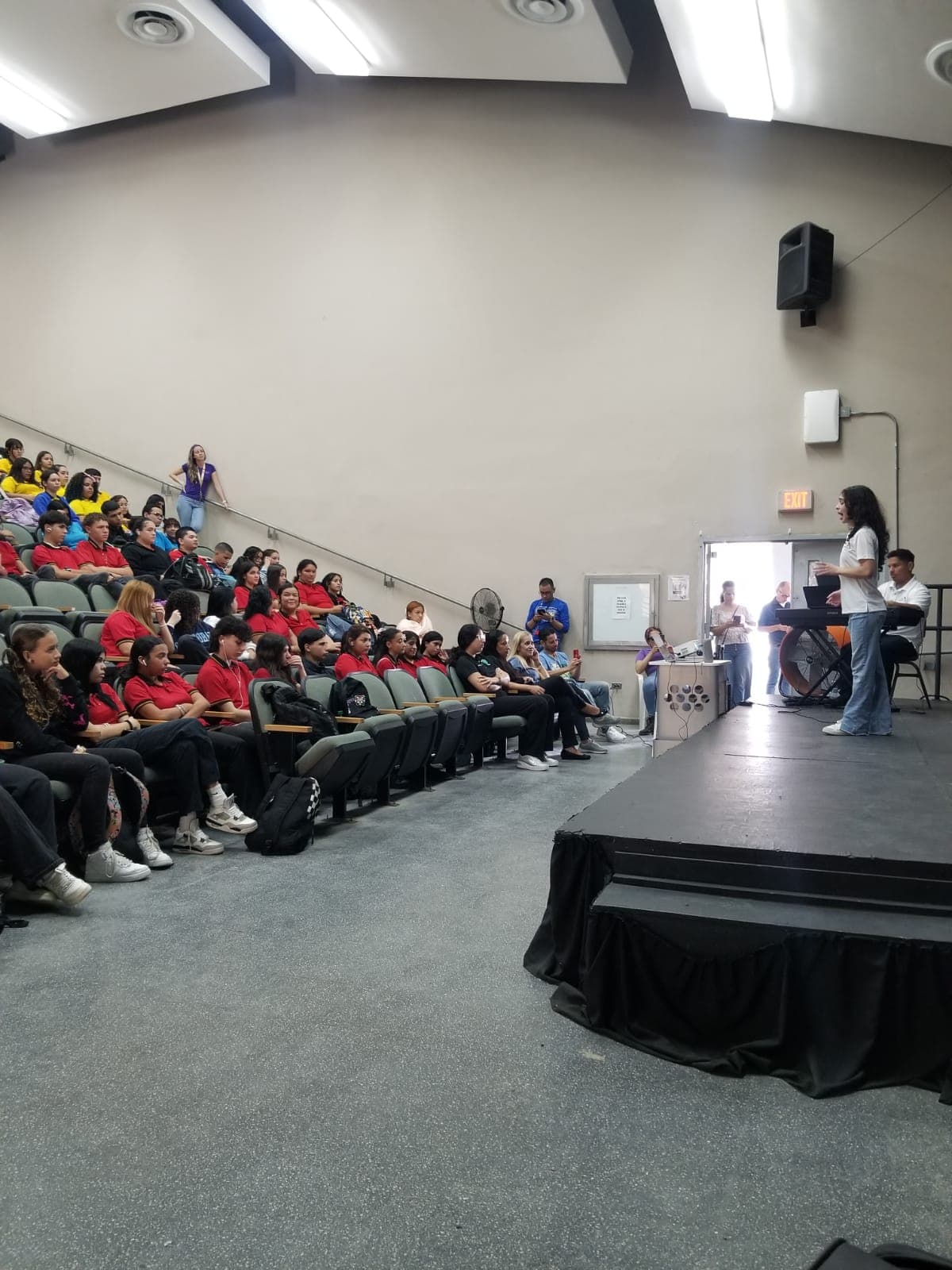 “Nuestras Voces” en la Escuela Dra. María Cadilla — 2