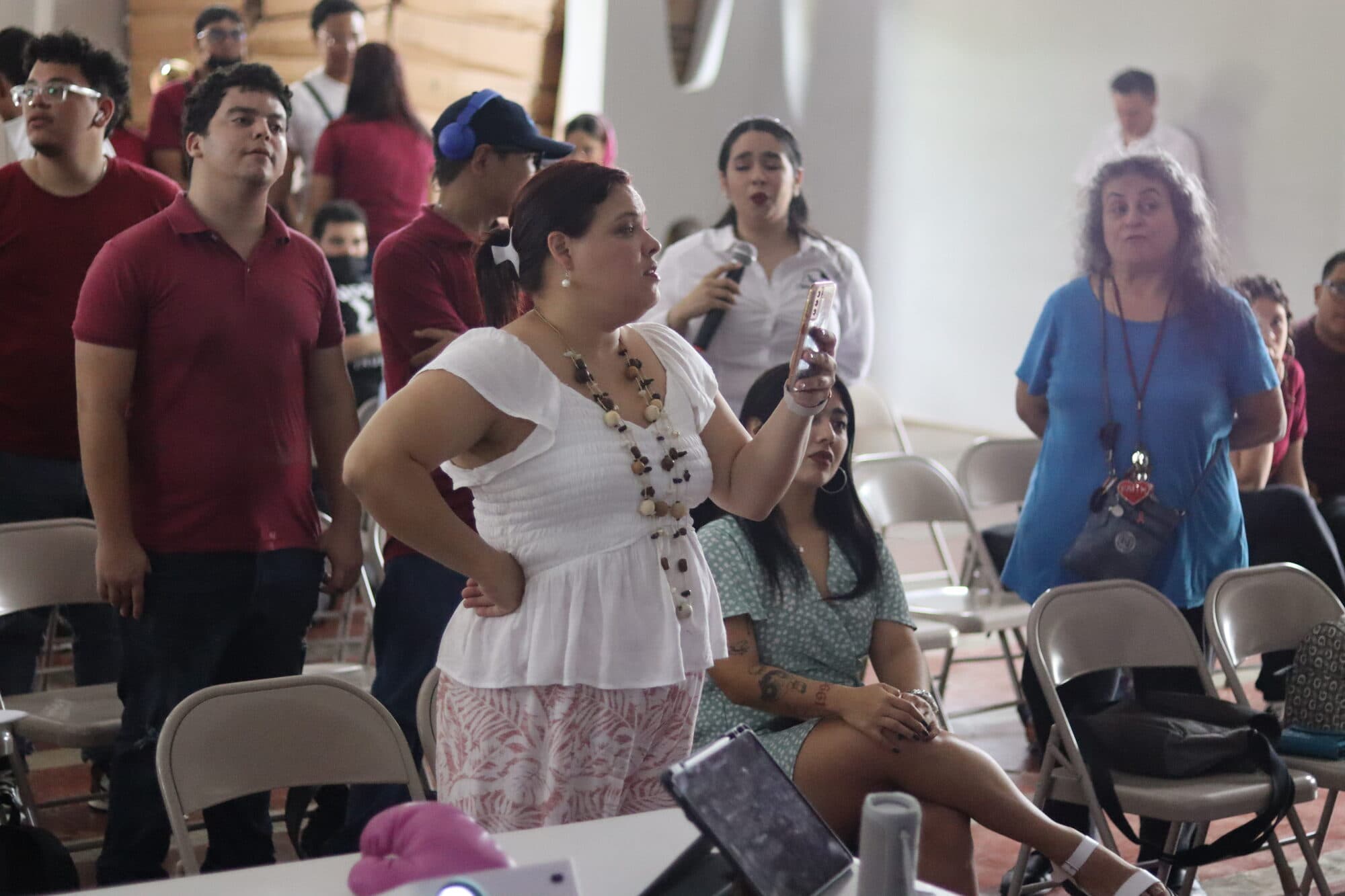 “Nuestras Voces” en la Escuela República de Colombia — 12