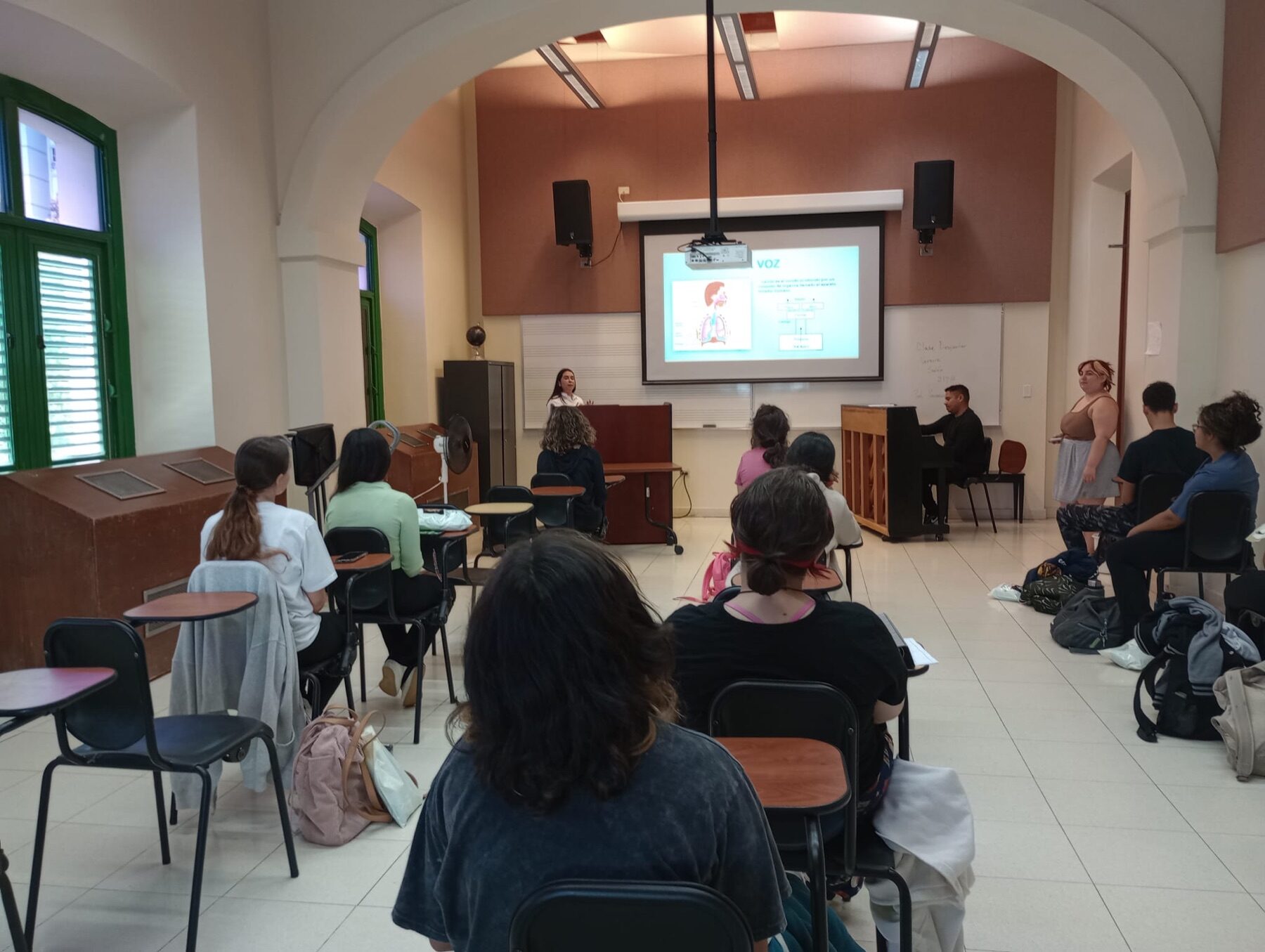 “Nuestras Voces” en la Escuela Preparatoria del CMPR — 4