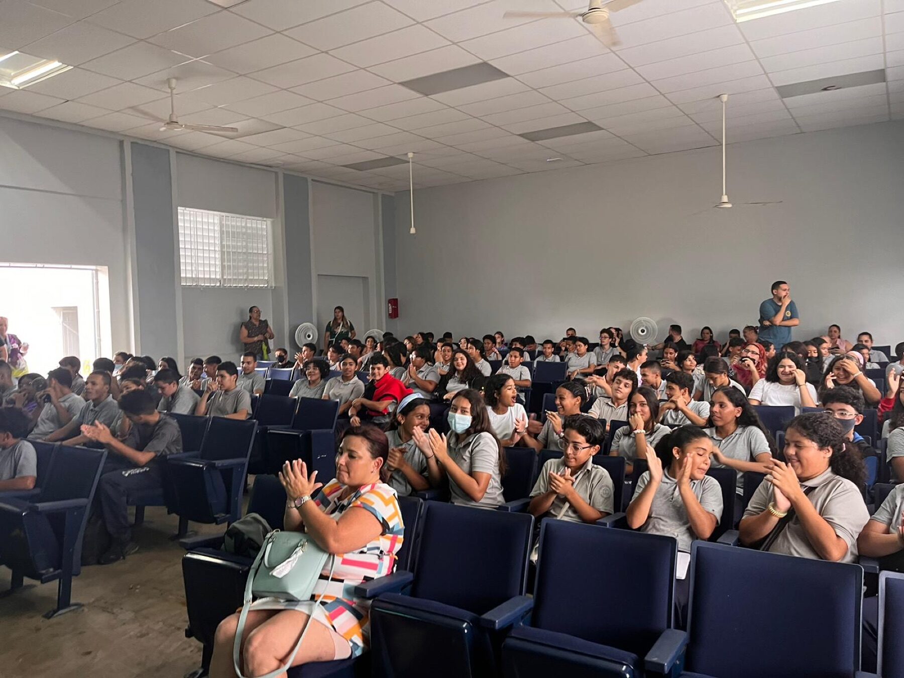 “Superestrella” en la Escuela Manuela A. Barreto — 6