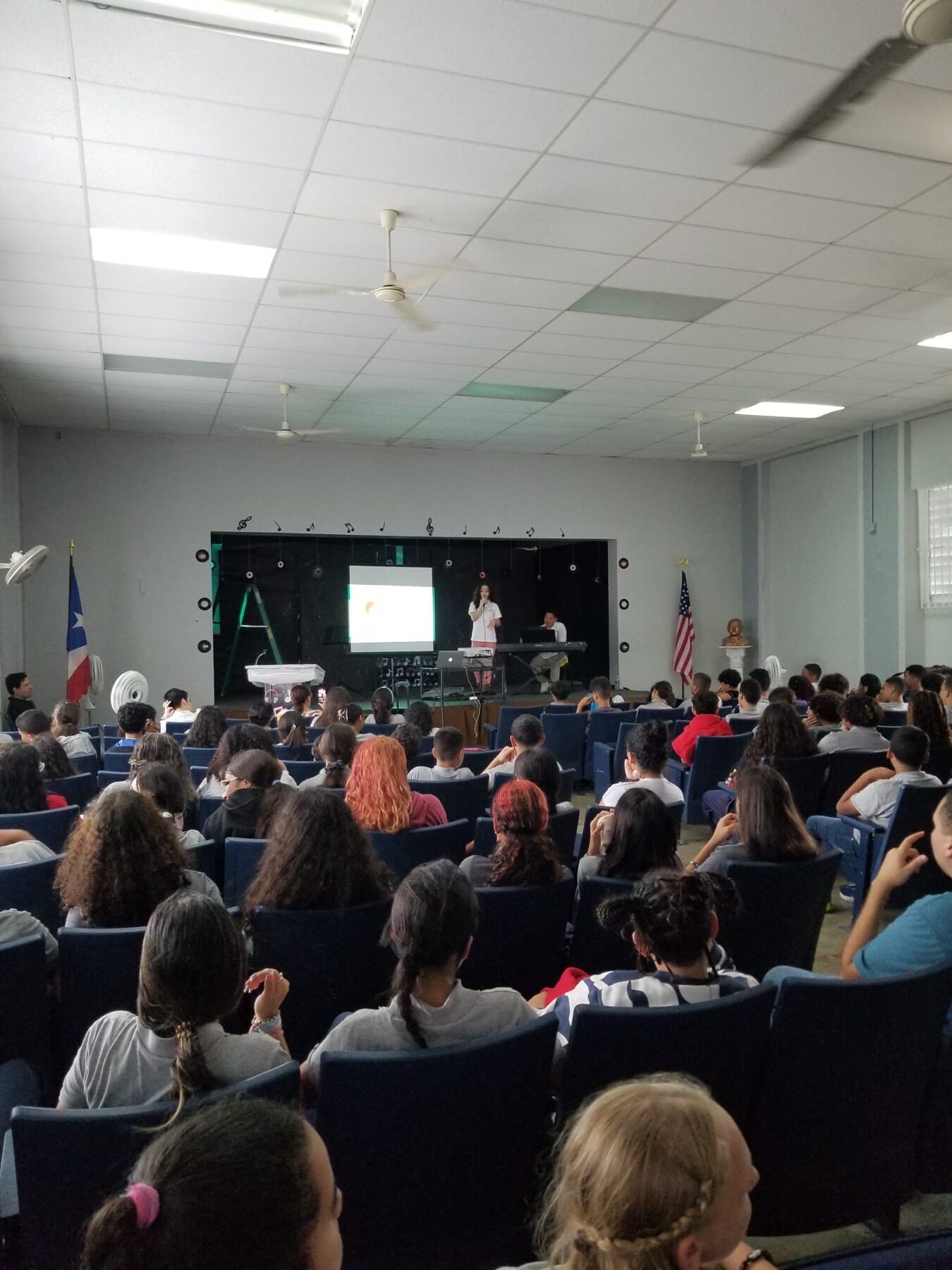 “Superestrella” en la Escuela Manuela A. Barreto — 9
