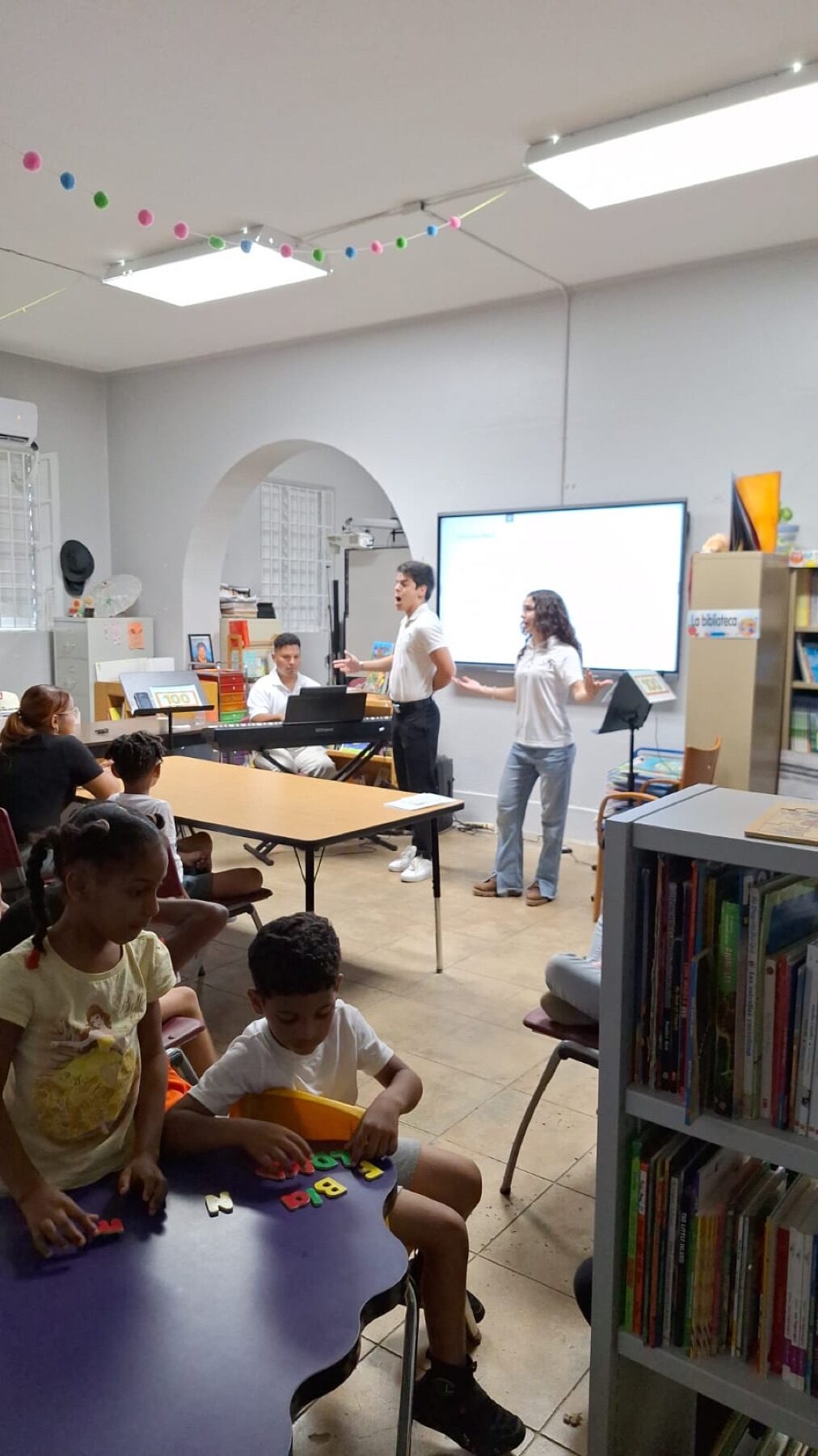 “Superestrella” en la Escuela Luís Muñoz Rivera — 5