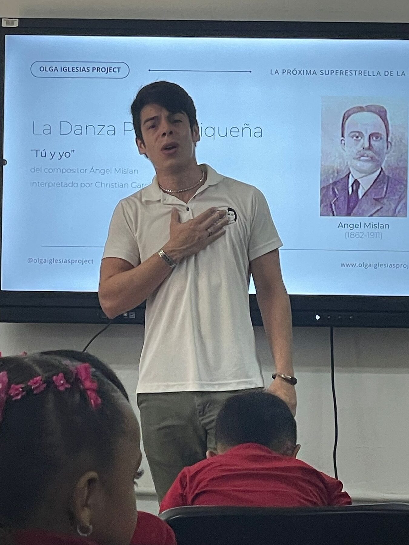 “Superestrella” en la Escuela Santiago Iglesias Pantín — 10